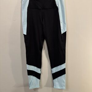 Calia by Carrie Underwood Black and Light Blue Athletic Leggings